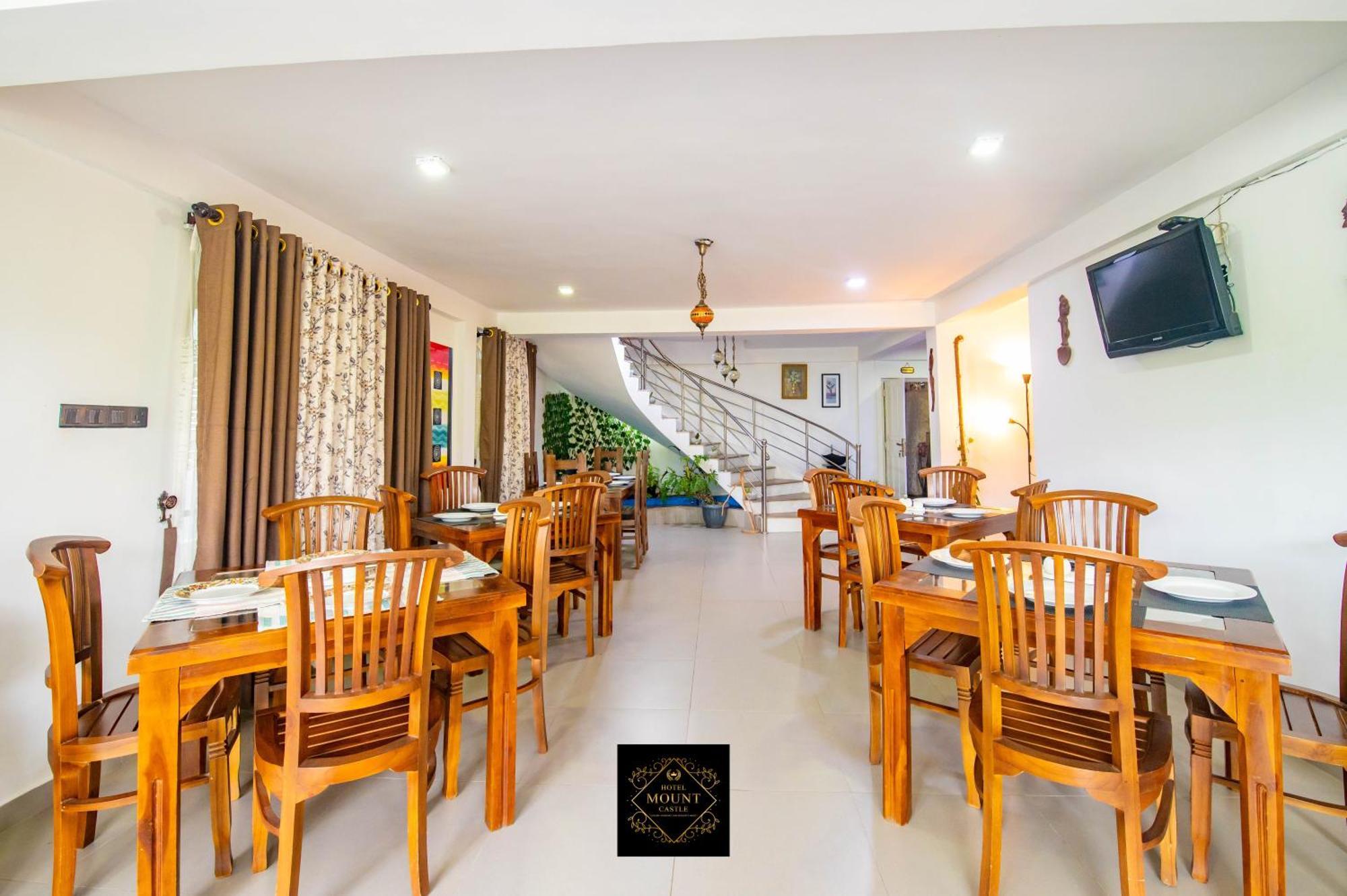 Hotel Mount Castle ฮัตตอน ภายนอก รูปภาพ
