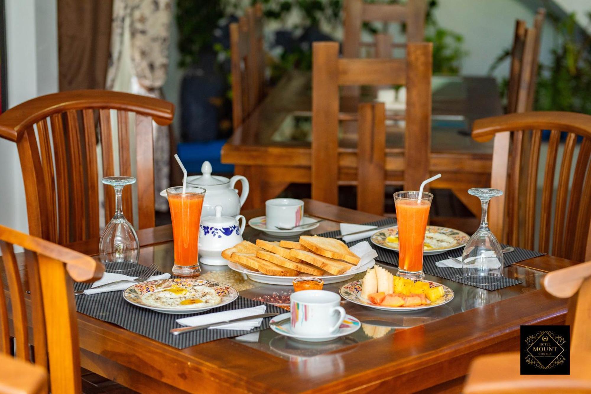 Hotel Mount Castle ฮัตตอน ภายนอก รูปภาพ