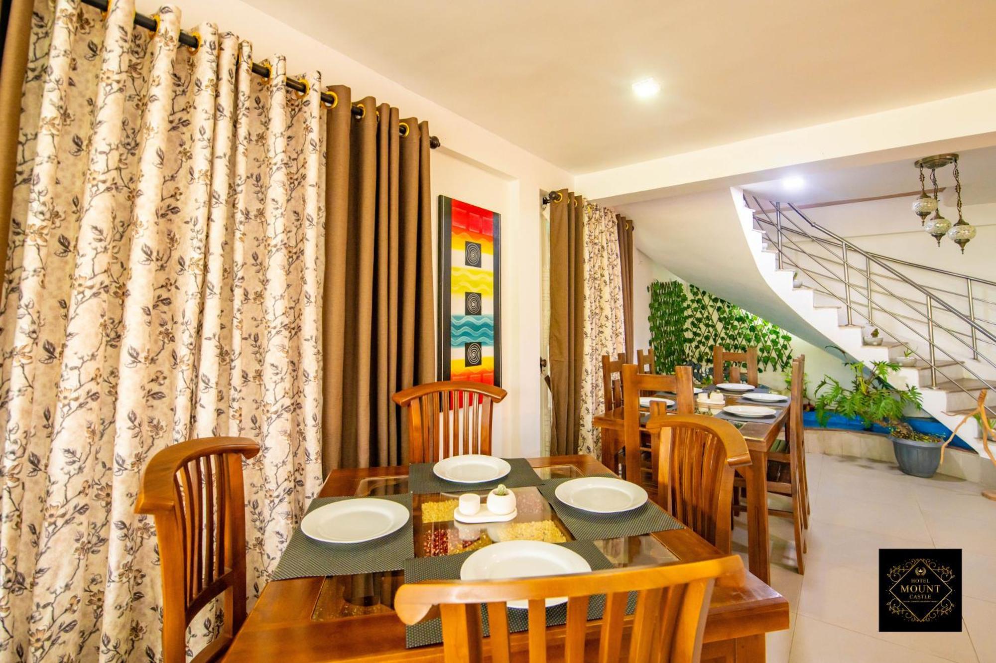 Hotel Mount Castle ฮัตตอน ภายนอก รูปภาพ