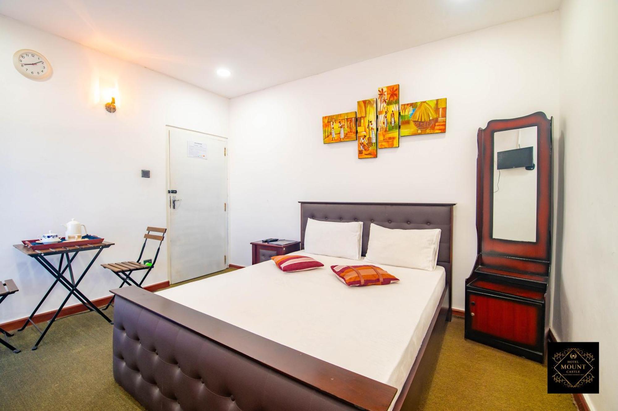 Hotel Mount Castle ฮัตตอน ภายนอก รูปภาพ