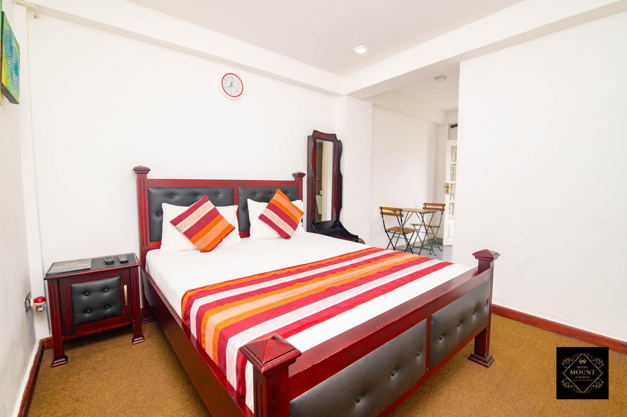 Hotel Mount Castle ฮัตตอน ภายนอก รูปภาพ