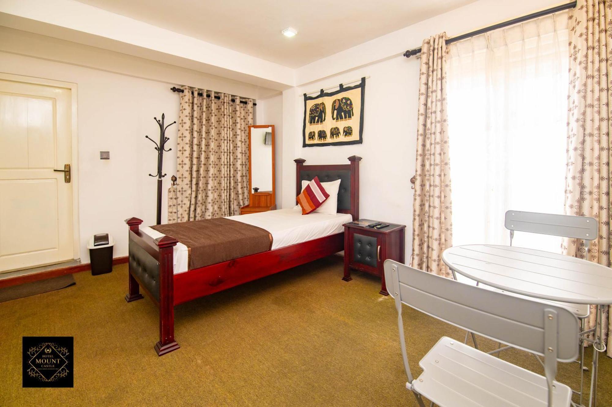Hotel Mount Castle ฮัตตอน ภายนอก รูปภาพ